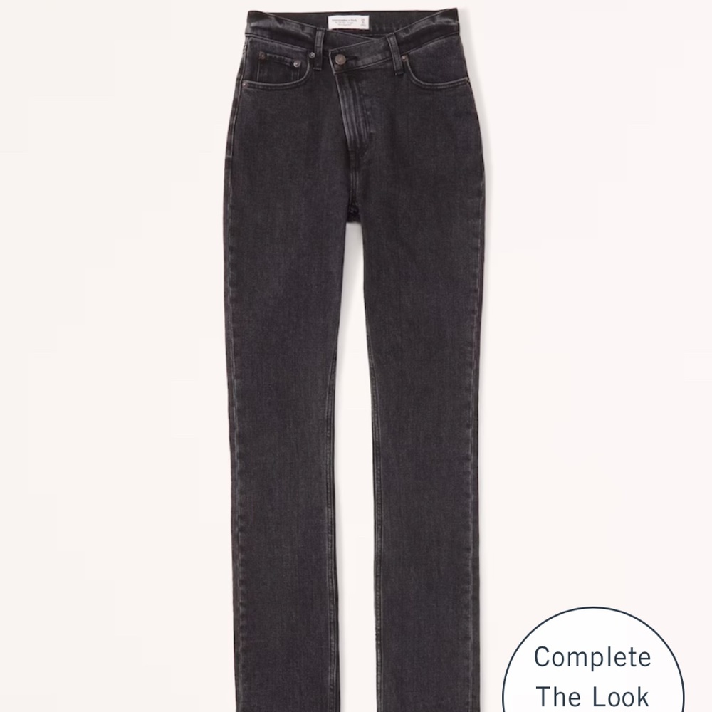 Abercrombie Curve Love 90s Slim Straight Jean